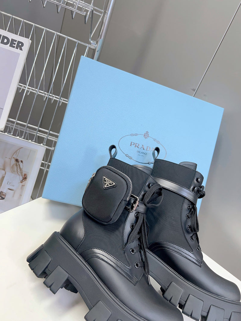 BOTA PRADA MONOLITH