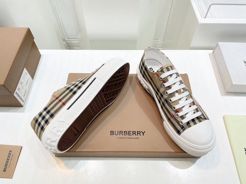 TÊNIS BURBERRY EM ALGODÃO CHECK