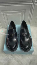 MOCASSIM PRADA MONOLITH